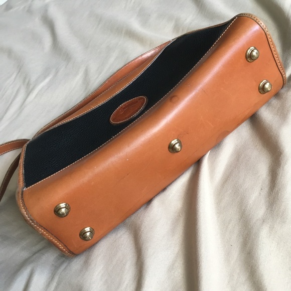 Vintage Dooney and Bourke Purse - Picture 7 of 8